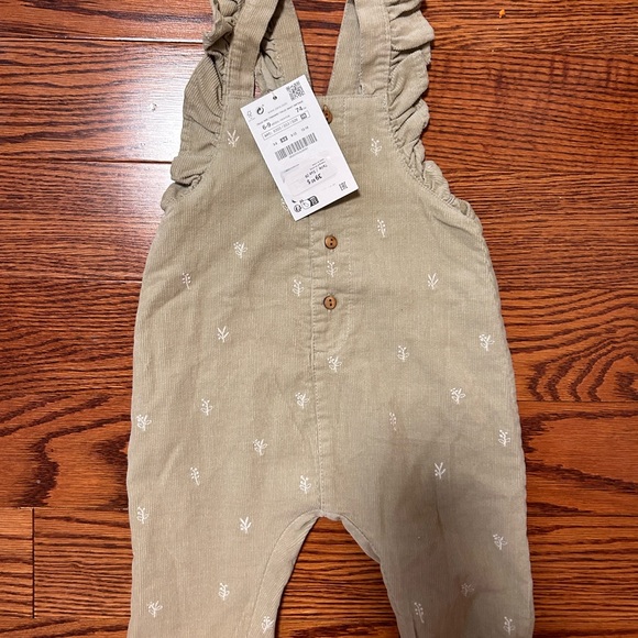 Zara Other - Zara baby romper 6-9 m